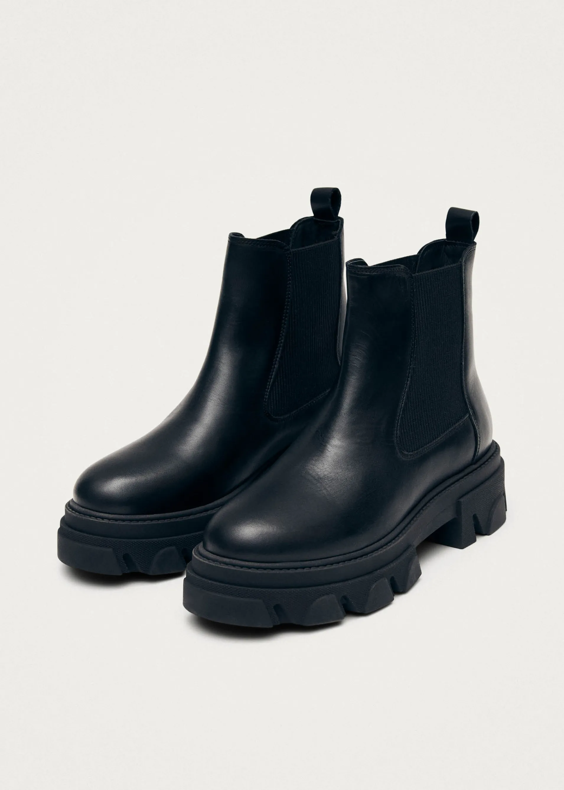 Clearance Berenice Bottes Chelsea en cuir noir Unités Limitées | Bottes