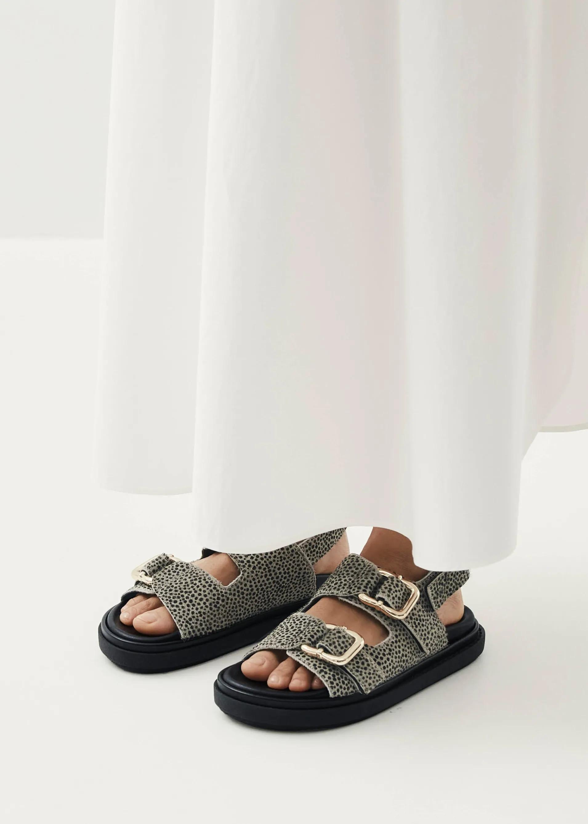 Clearance Harper Soft Grey Leather Sandals Unités Limitées | Sandales