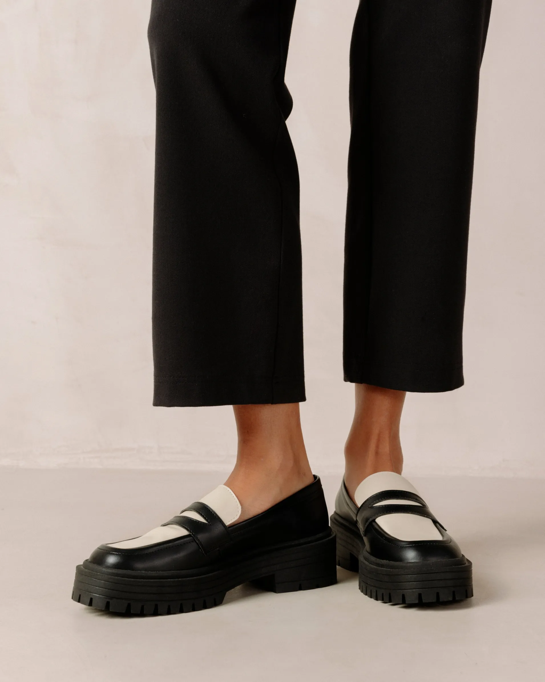 Hot Mask Bicolor Black Vegan Leather Loafers Vegan