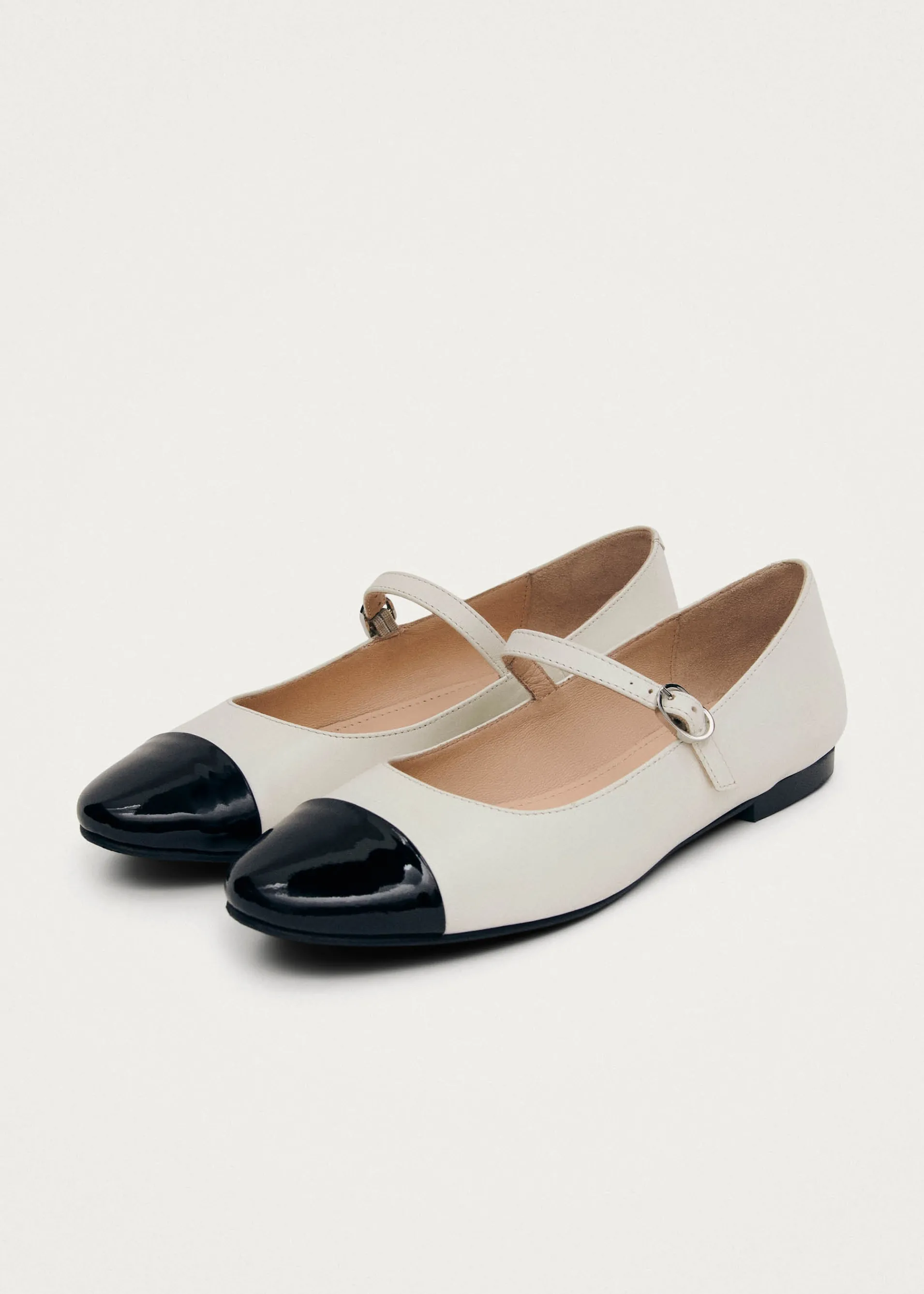 Online Musa Bicolor Black Cream Leather Ballet Flats Unités Limitées | Ballerines