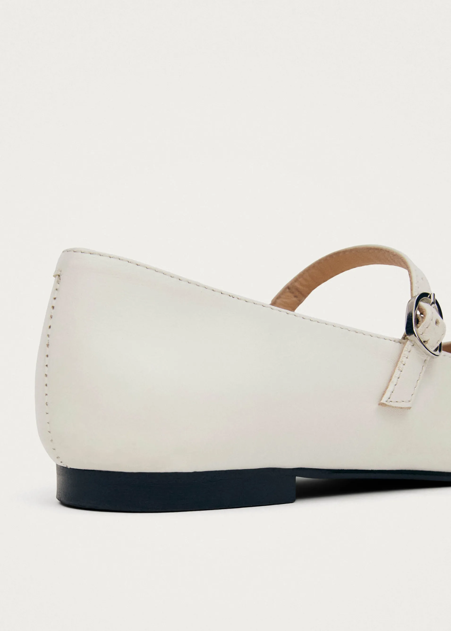 Online Musa Bicolor Black Cream Leather Ballet Flats Unités Limitées | Ballerines