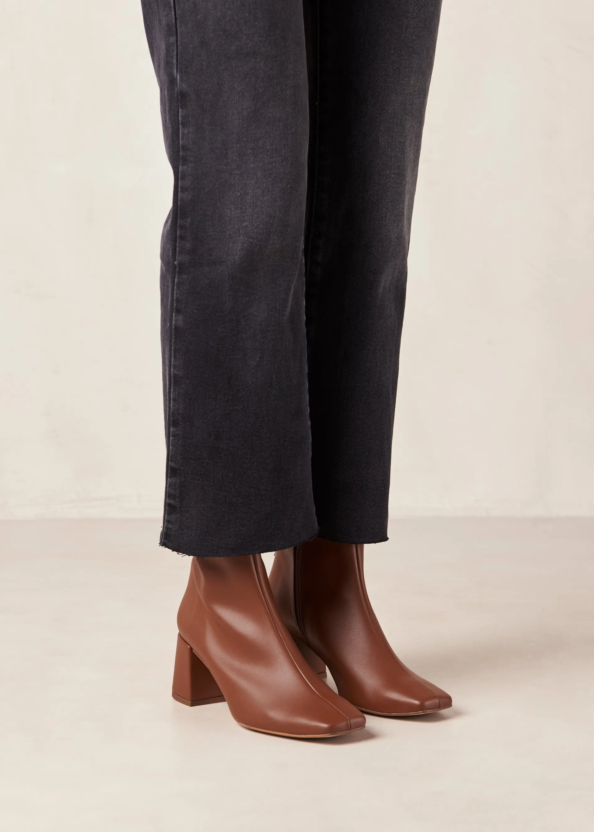 Cheap Watercolor Gingerbread Bottes en Cuir Végan Marron Vegan