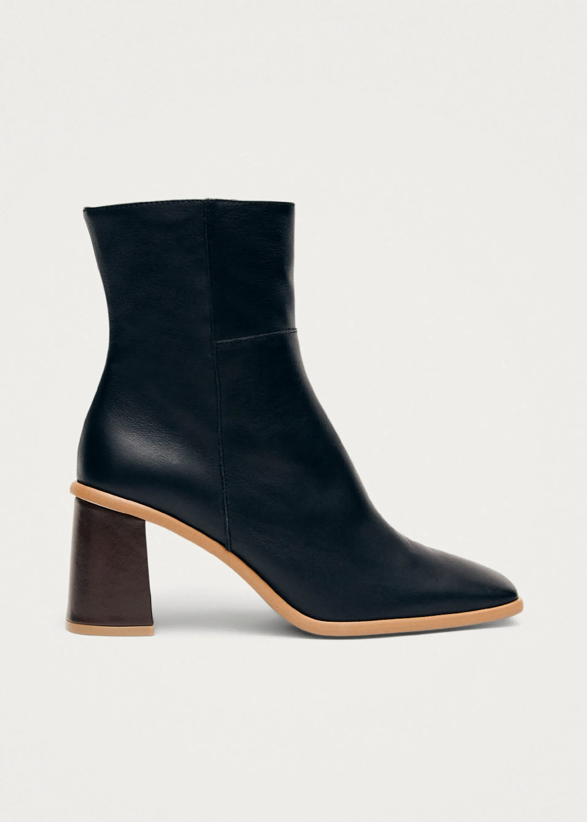 Cheap West Vintage Bottines en cuir noir Bottes